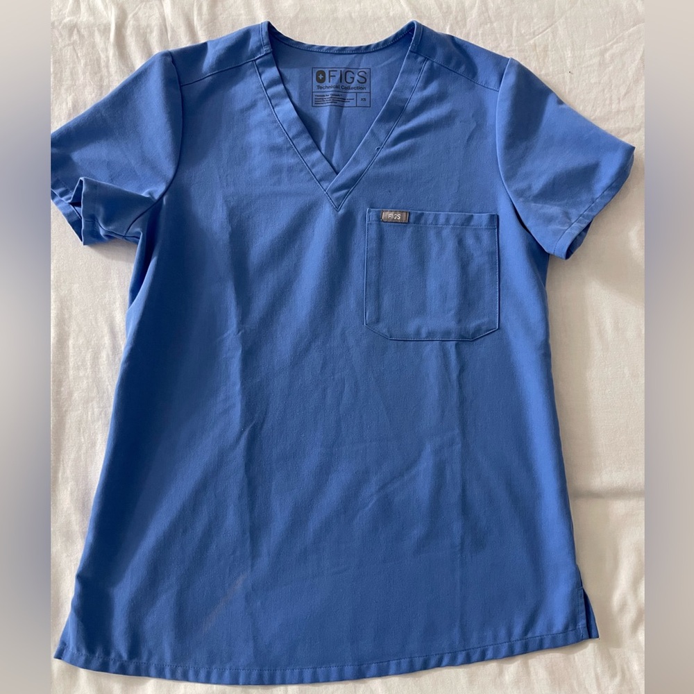 Figs women’s scrub top